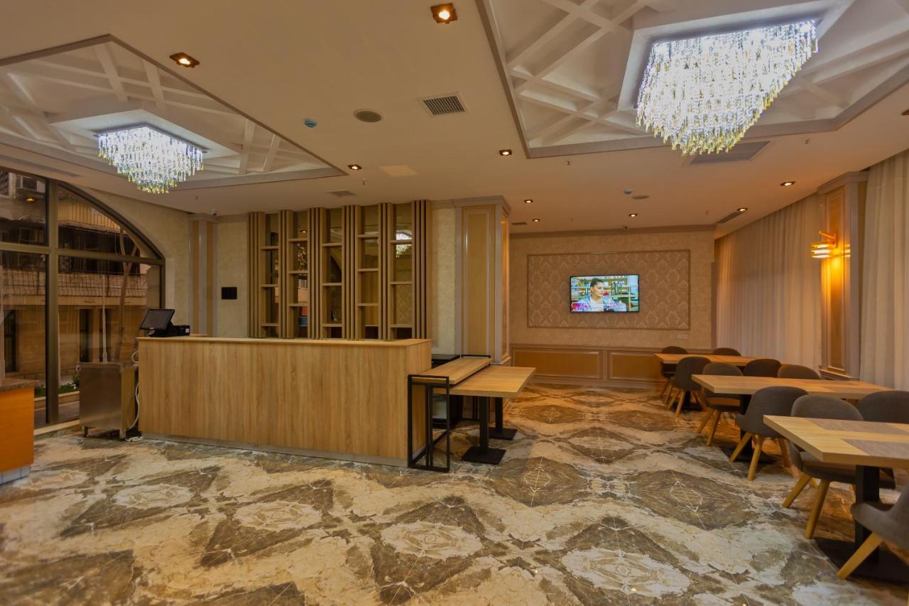 Metro City Hotel Baku Kültér fotó