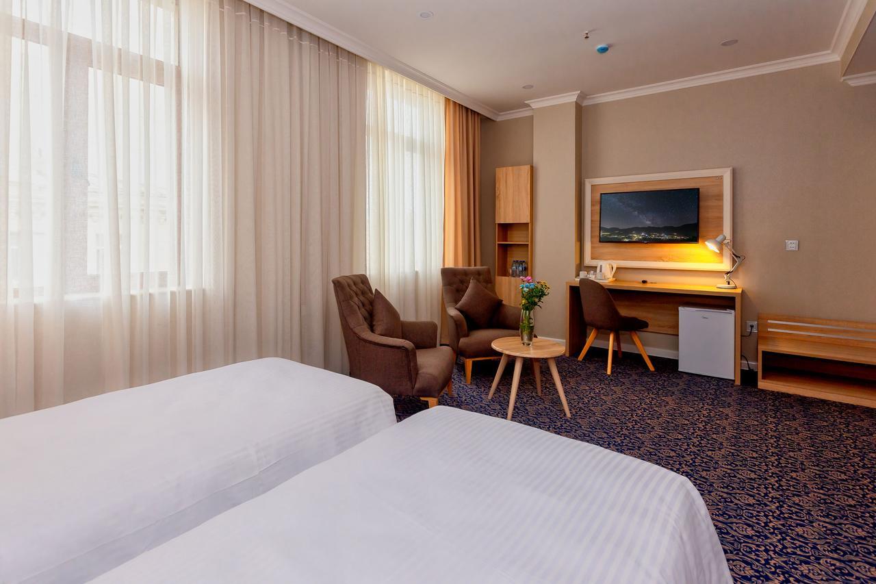 Metro City Hotel Baku Kültér fotó