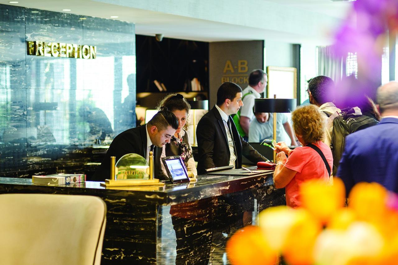 Metro City Hotel Baku Kültér fotó