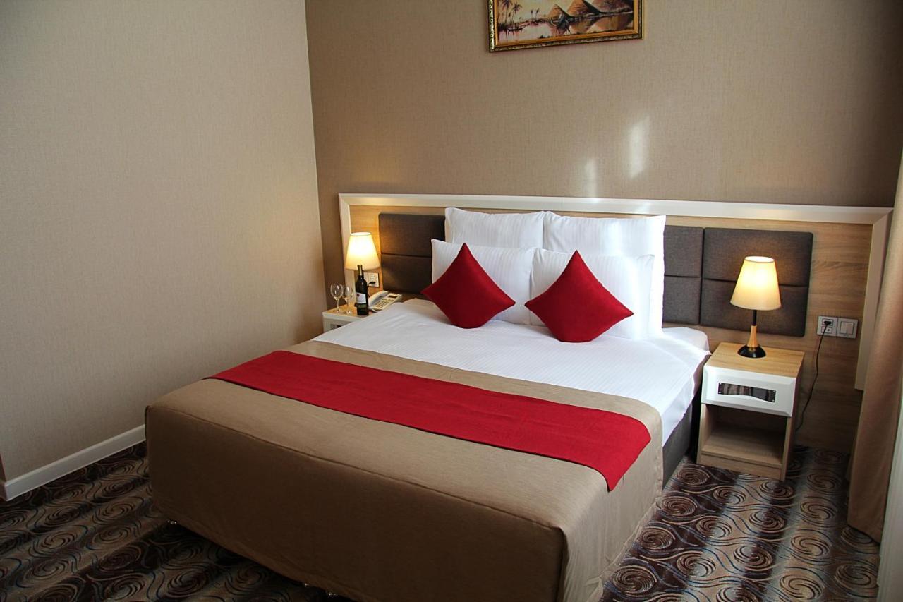 Metro City Hotel Baku Kültér fotó
