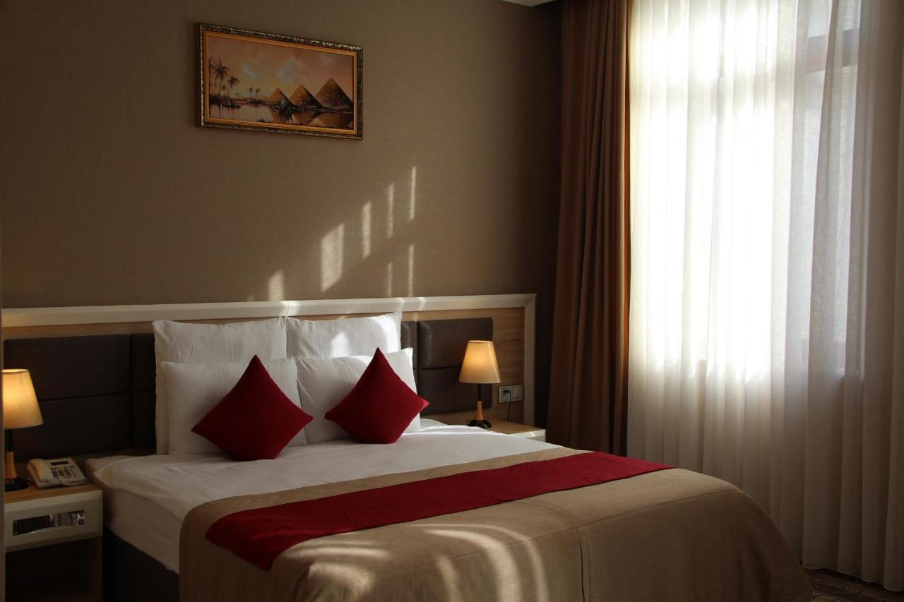 Metro City Hotel Baku Kültér fotó